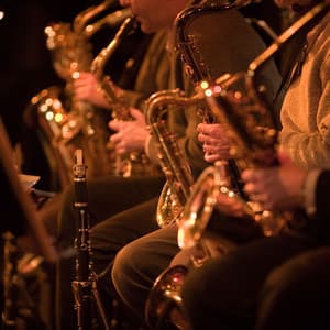 Twilight Jazz: Nocturnal Melodies in Tranquil Harmony - Jazz Piano Essentials