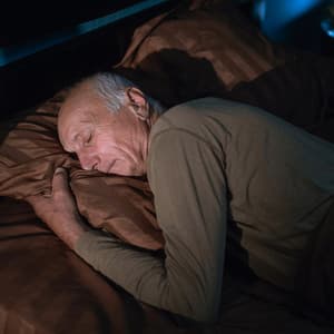 Gentle Sleep: Soothing Tunes for Night Relaxation - Flute of Dreamland