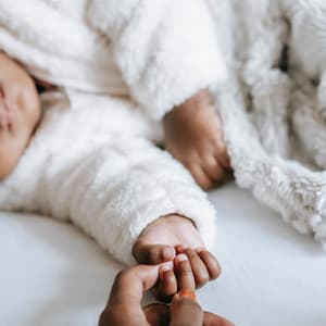 Baby love lullaby brown noise - Baby Lullaby Garden