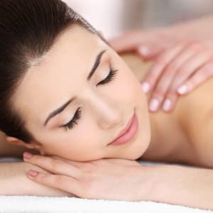 Feathered Massage Unwind: Relaxing Bird Songs and Owls' Soothing Hoots - Bird Song Lullabies