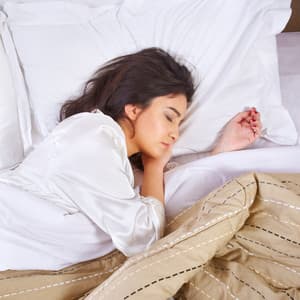 Ember Serenity: Gentle Fire and Chill Sleep Sounds - Silent Night Music