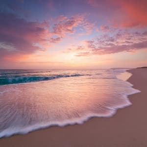 Olas De Tranquilidad: La Majestuosa Música Electrónica Y Su Abrazo Del Cosmos - Atmósfera Relajante