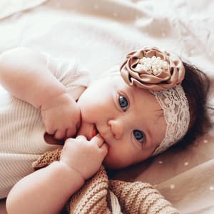 Tiny Treasures: Calm Music for Babies - Winds Of Minds