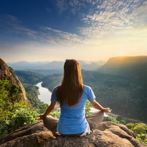 Reflexiones Diarias: Música Para Mentes Serenas - Musica para Hoteles