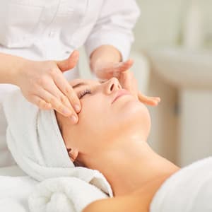 Radiant Renewal: Ambient Music for Spa Treatments - Ambient Tech