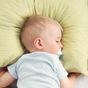 Lullaby Dreams: Serene Music for Baby Sleep - Electronic Music Masters