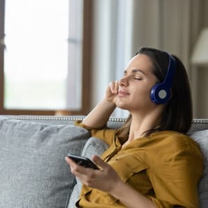 Relaxation in Harmonic Ambient Music: Retreat Haven - Relaxing Spaces