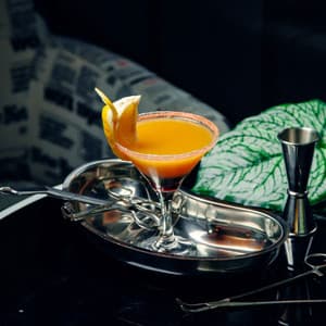 Velvet Evening Lounge: Elegant Dining, Late Night, Hotel Bar Chillout, Smooth Cafe, Lobby Ambience - Blacke Smith