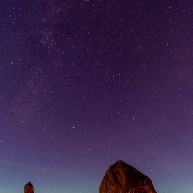 50 Melodic Water Songs: Stars in Still Waters - Coastal Sounds