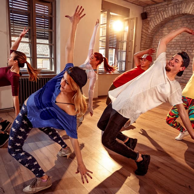 Hip Hop Lullabies: Soft Beats for Sleep - Lo-Fi Lullabies