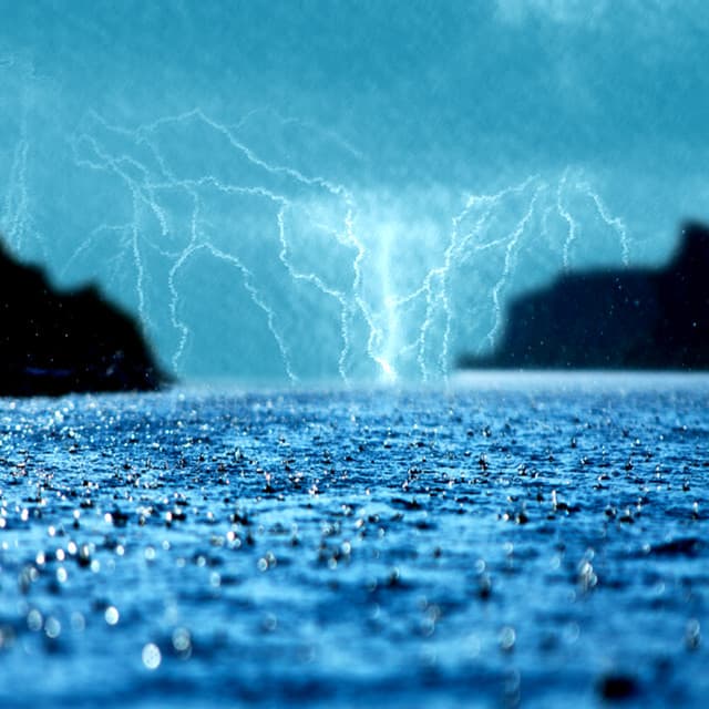 Pluie : Conduire Sous la Pluie, le Tonnerre, se Cachant sous un Arbre - Outside Recordingsfor Rest