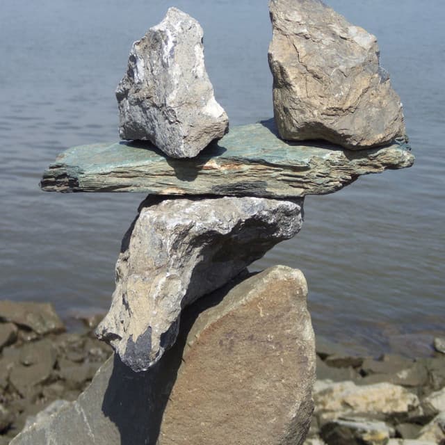 Gently Unfamiliar: Suite in 7 Movements for Piano Trio - Karl Berger