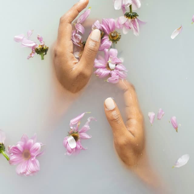 365 Mindfulness: Healing Your Center - Spa Music Relaxation