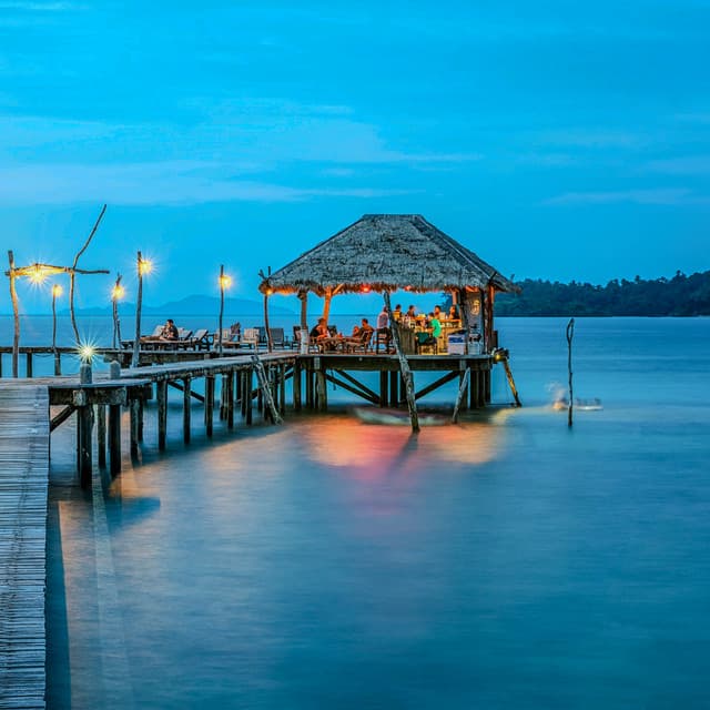 50 Tranquil Water Songs: Focus - Seascapers