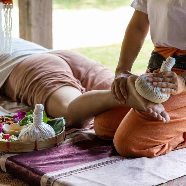 Soft Lofi Music for Calming Massage - Lofi Music