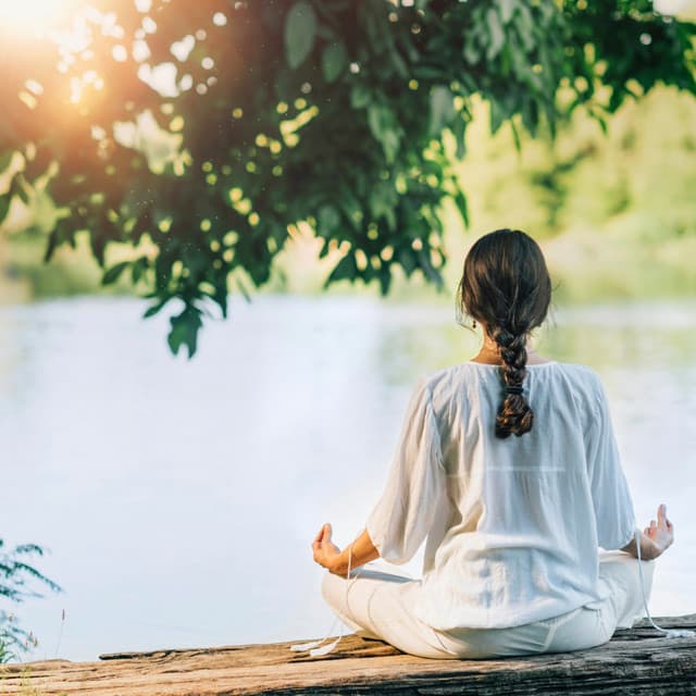 Peaceful Retreat: Ambient Sounds for Daily Calm - Ambient Sounds of the Faith