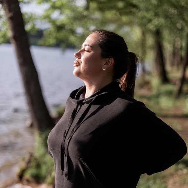 Breathe Easy: Relaxation Moments with Ambient Music - Ambient 11