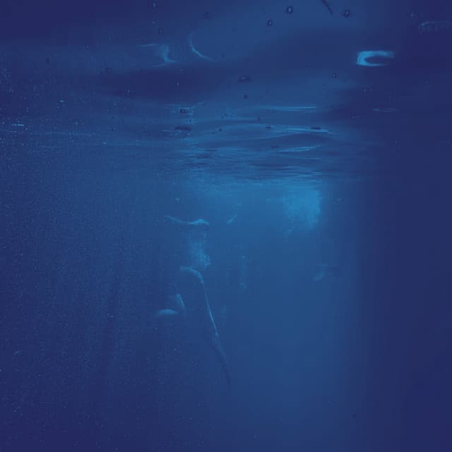 Mindful Ebb: Water's Chill Reflections for Inner Peace - chromatic reflections