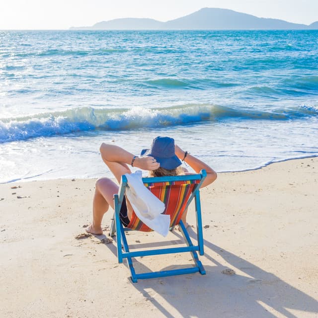 Seashore Relaxation Melodies: The Binaural Ocean's Calming Flow - Soul Searching